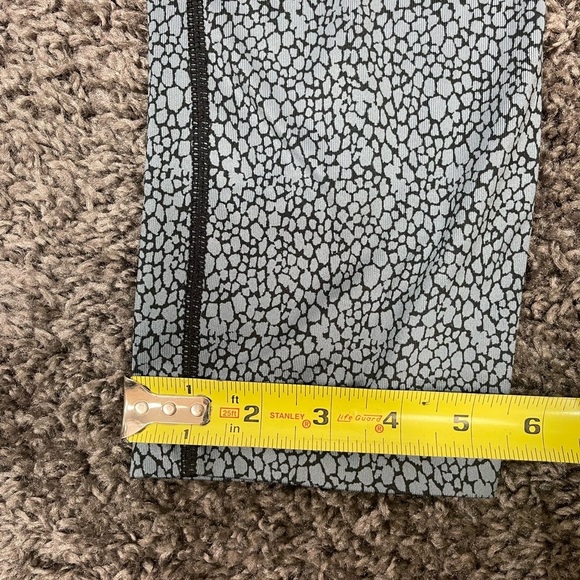 Nike dri-fit black slate blue stretch capri running pants women’s size M - Picture 9 of 12